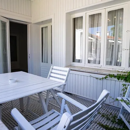 Bueyuekada Ece Апартаменты *