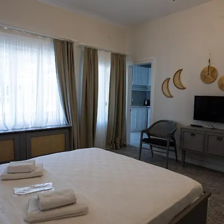 Bueyuekada Ece * Πριγκηπονήσια