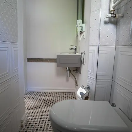 Bueyuekada Ece