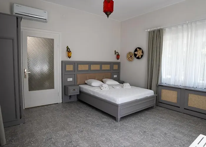 Bueyuekada Ece Adalar