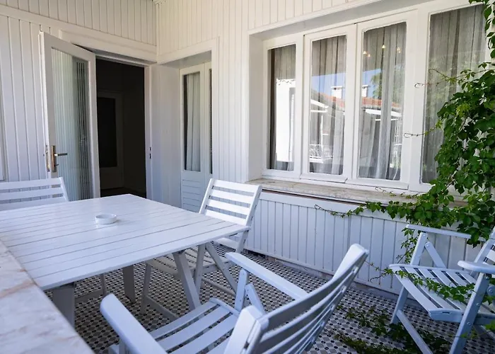 Bueyuekada Ece Apartment *