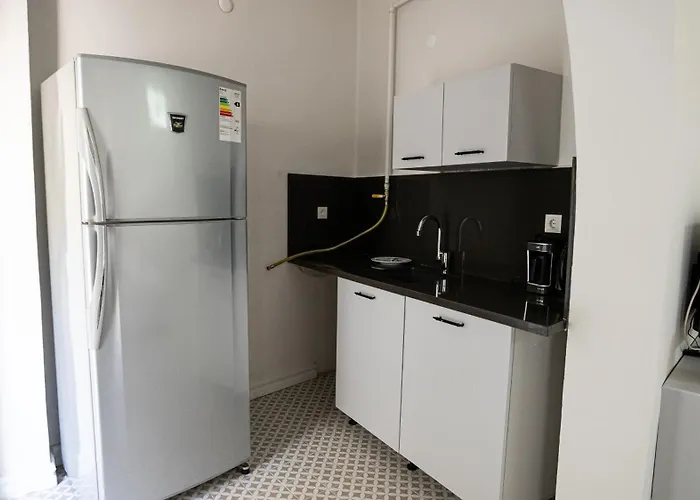 Bueyuekada Ece Apartment *